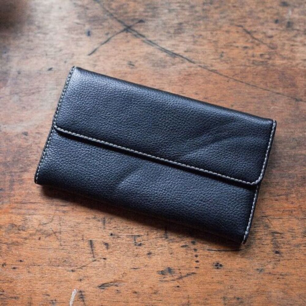 Liz Claiborne Wallet
